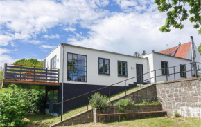 Gorgeous Apartment In Allinge With Wifi